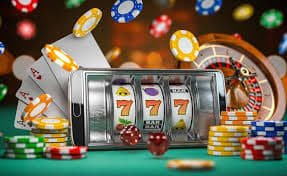 Filipino player accessing superace88 live casino on a mobile phone